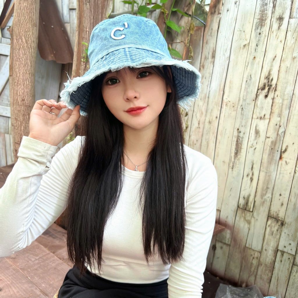 Bucket Chữ C - Nhạt
