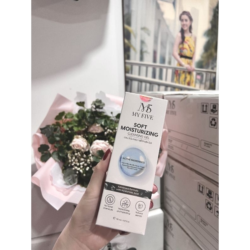 Sữa rửa mặt mềm mịn da hết mụn