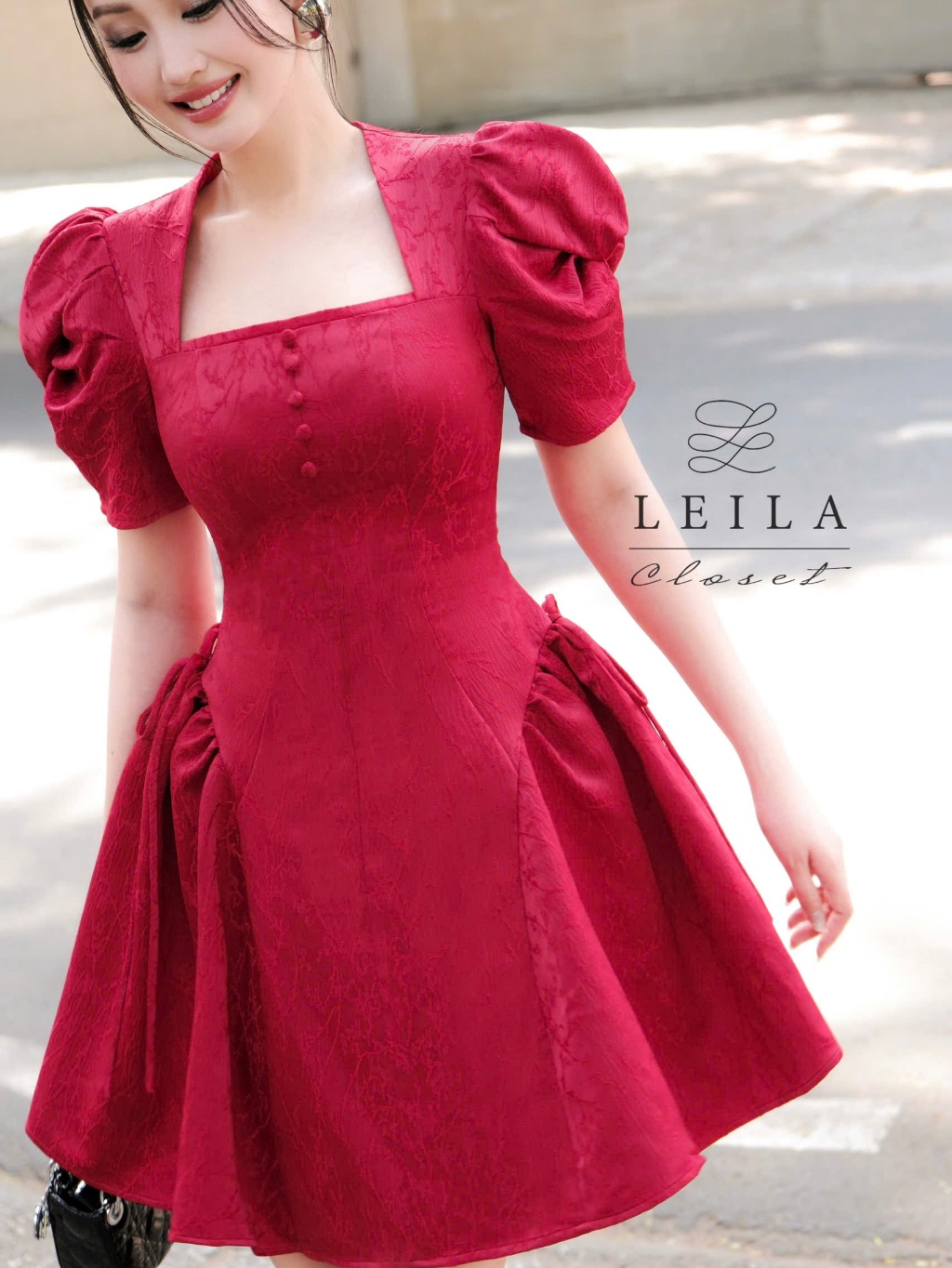 Ảnh LEILA CLOSET | Đầm thiết kế Jellia, tay xoắn cách điệu cổ vuông, tùng xoè ngắn 2