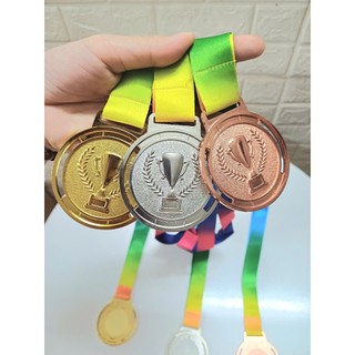 Huy Chương Football, Thể Thao – Huy Chương Cao Cấp