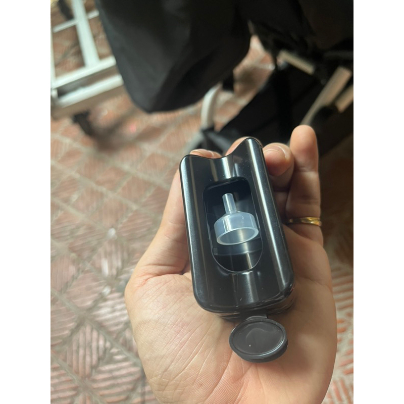 dụng cụ pha màu sơn móng tay