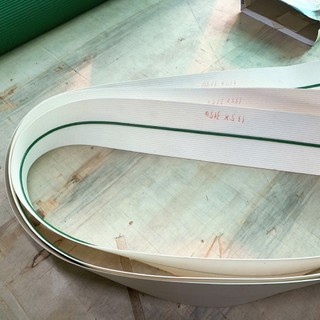 BĂNG TẢI PVC 2 MẶT BỐ dán gân dẫn hướng k6