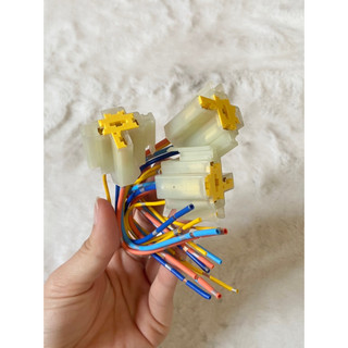 chân cắm rơ le sihai 4-5 chân to
