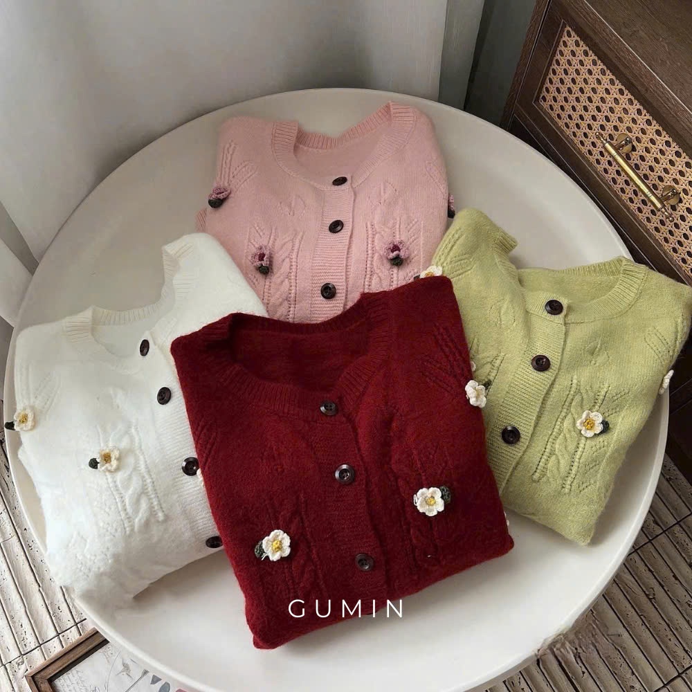 Áo len nữ GUMIN thiết kế áo cổ tròn có đính hoa kèm, Áo len nữ thu đông dày dặn sang trọng