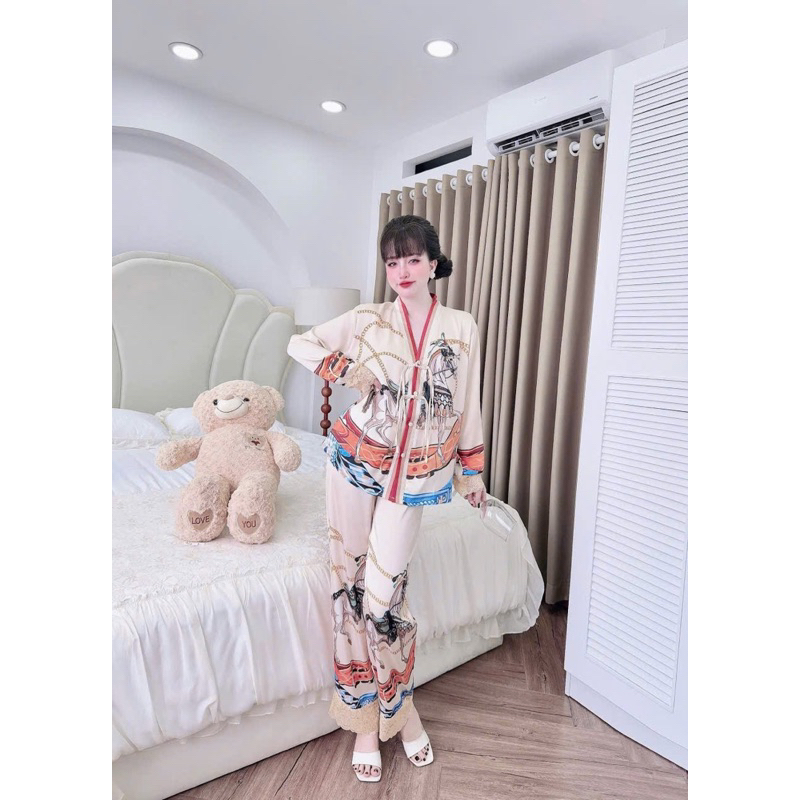 Bộ ngủ mặc nhà cho nữ cổ V nút thắt lụa mịn latin mát