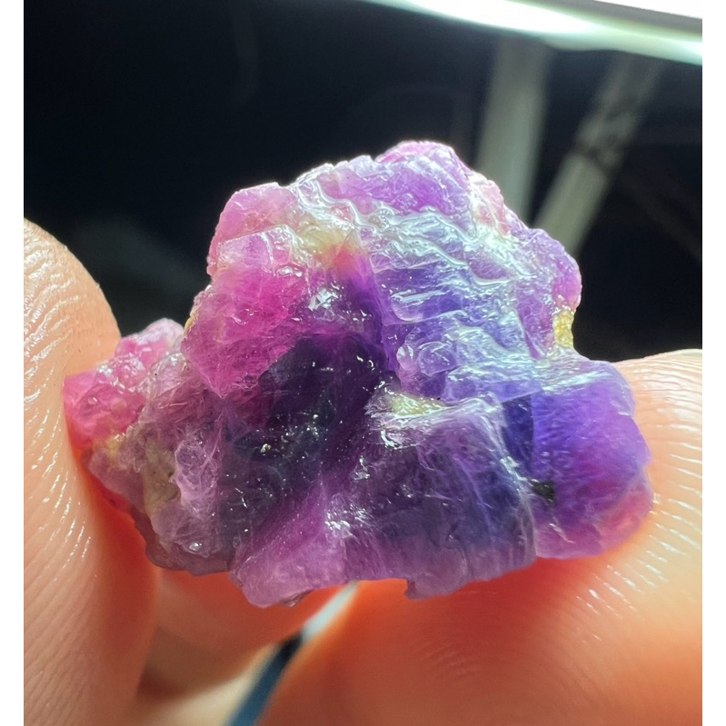 Viên Ruby thô màu tím xanh. Chất kính thông đèn 27ct | Shopee Việt Nam