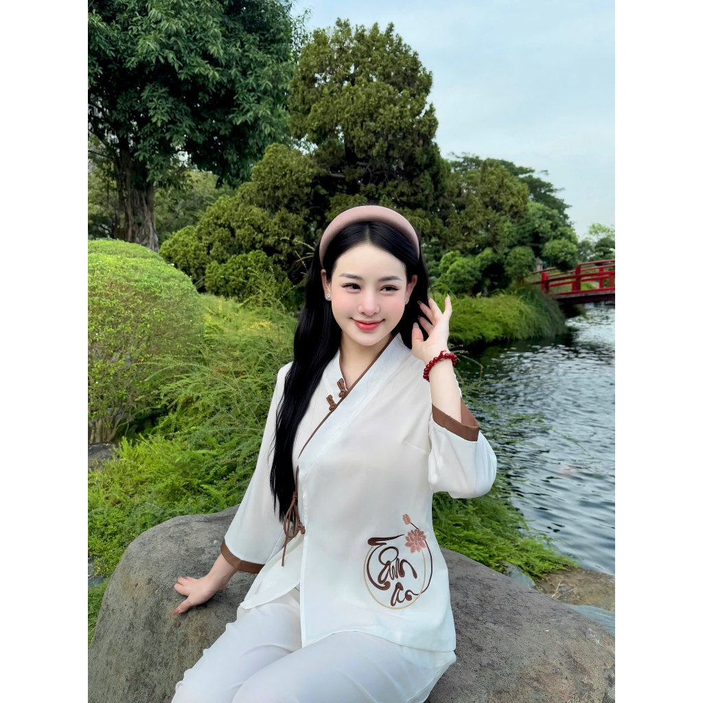 Bộ đồ đi chùa vạt chéo thêu chữ Tâm An lụa trượt mềm Pháp phục đi lễ thắt nơ truyền thống Đồ lam tay lỡ lụa mềm mát