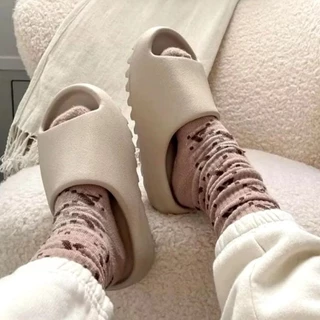 Dép Bánh Mì Nhám Nam Nữ Đúc Nguyên khối Cao 4 cm 2 Màu Hottreld