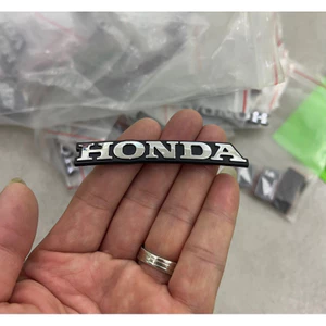 Tem honda nổi dán mặt nạ airblade 2020-2025 Zin chuẩn hãng