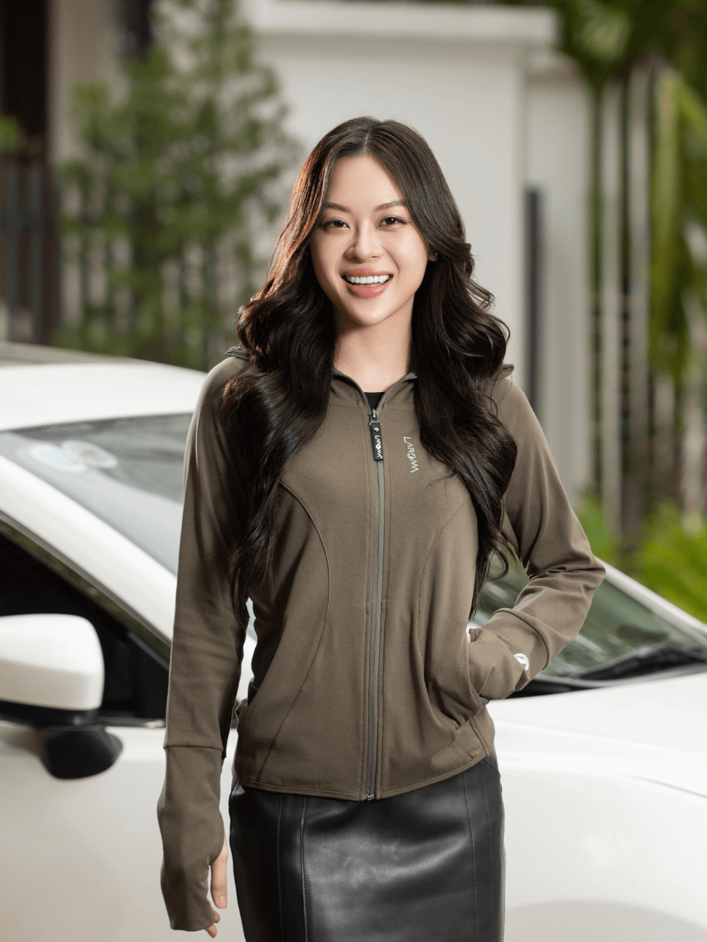 Ảnh Áo Chống Nắng Nữ Cotton Laroma| UPF50+ | Vải Thơm | Làm Mát | Thời Trang | Đa Dụng 2