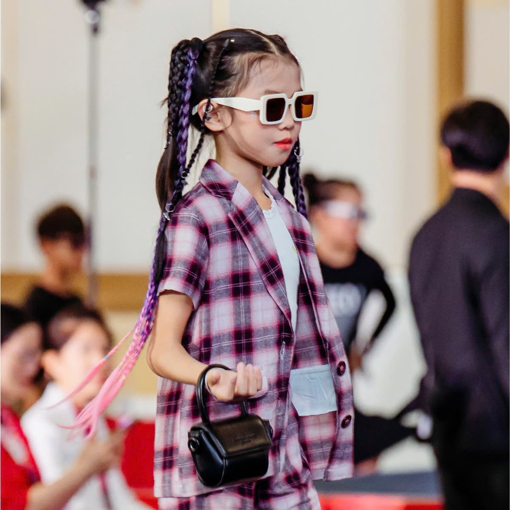 Set quần áo vest cho bé gái họa tiết sọc caro cao cấp - JJ Kids