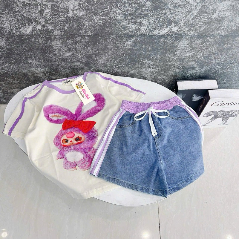 sét áo thun cotton phối viền in hình baby three phối quần jean kẻ sọc nổi bật size 26-50kg- cho bé diệu linh shop kids