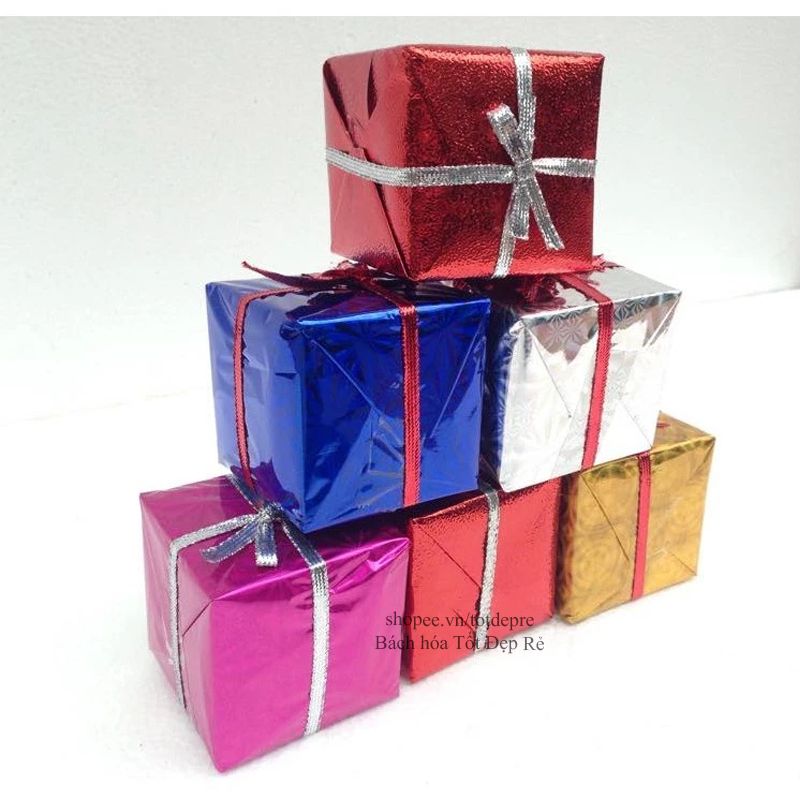 Bộ 6 Hộp quà vuông hoặc 10 hộp chữ nhật gắn cây thông Noel trang trí Giáng Sinh