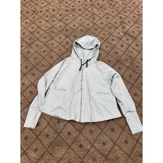 Áo chống Nắng Nữ cánh dơi hàng 6 túi . 4 túi trong có khóa và 2 túi ngoài , free size cho các bạn 45-70kg Shop Long
