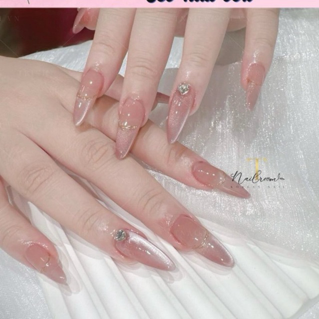 (Hỏa tốc) B06 NAIL BOX MẮT MÈO ÁNH TRĂNG HỒNG