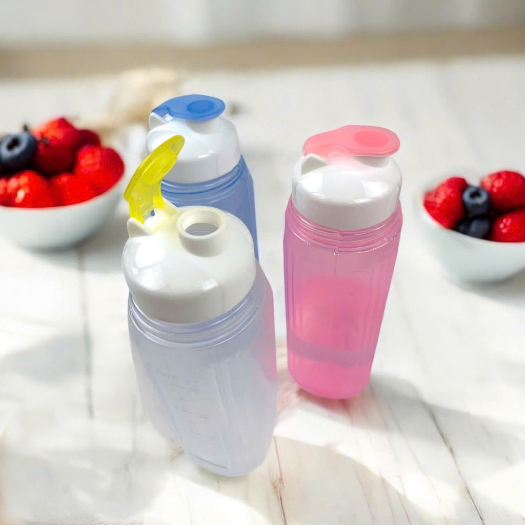 Bình Nước Siêu Sạch Kèm Ly Vinh Nam Plastic Đựng Nước An Toàn Cho Sức Khoẻ Dung Tích 1.2L Mã 205