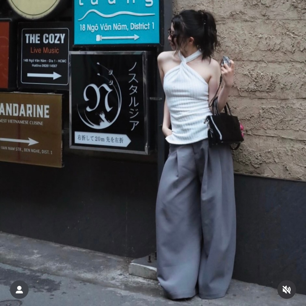 Ảnh làminapparel - TWIST NECK SLEEVELESS TOP 3