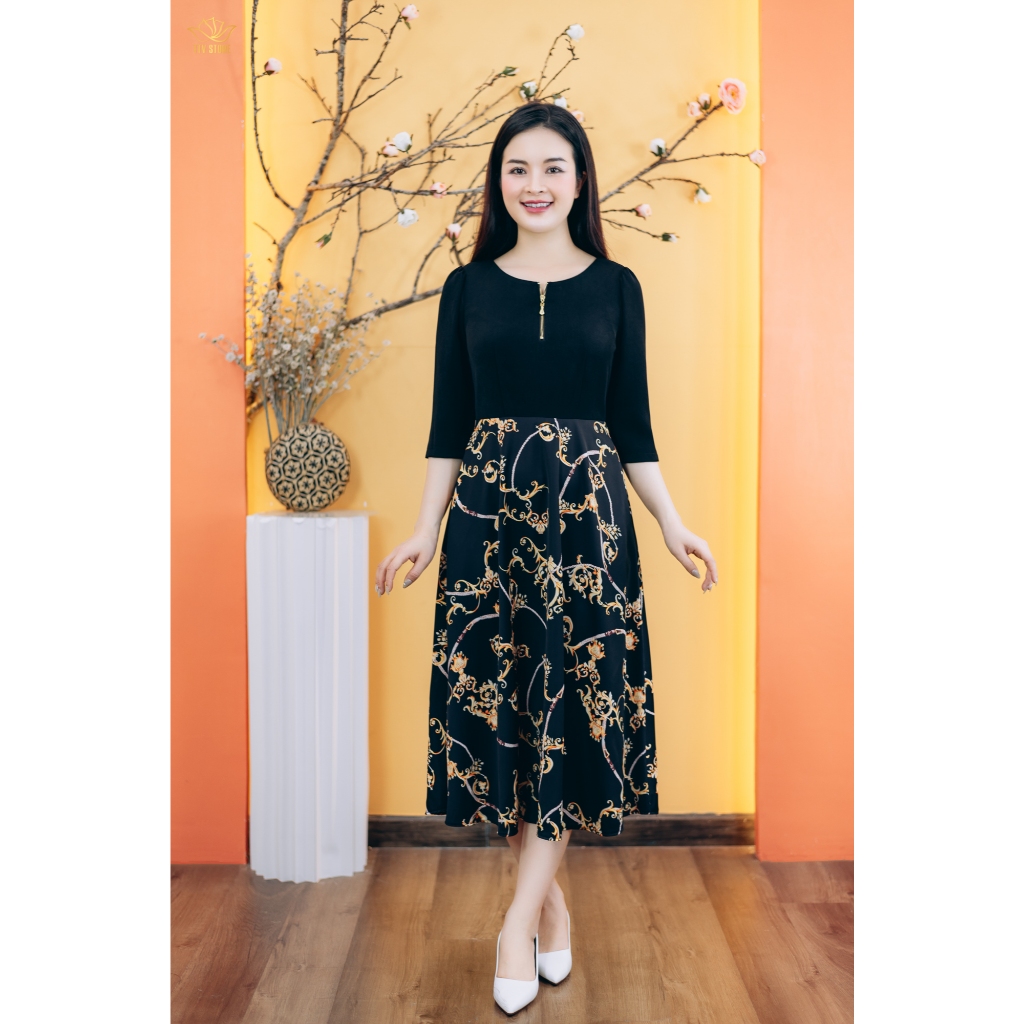 Ảnh Đầm xòe trung niên cho mẹ - Cổ tròn tay lỡ - Đen họa tiết - TTV Store thời trang nữ TTV1828 1