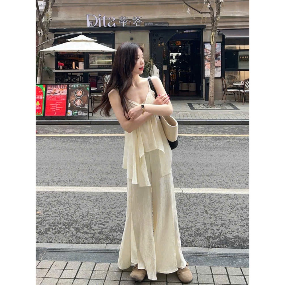 Set Áo 2 Dây Cúp Ngực Form Babydoll Xòe Dài Kèm Quần Suông Rộng Xẻ Tà Đi Biển SAN Clothings - P106