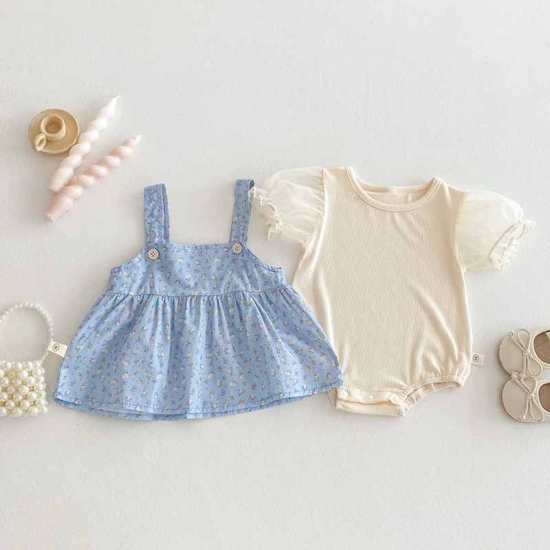 (Sẵn size 73) Áo suit kèm váy yếm xanh dương hoa nhí mỏng mùa hè dành cho bé gái