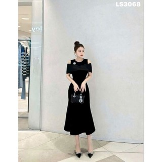 Đầm váy dự tiệc trung niên đuôi cá cổ choàng kèm phụ kiện sang trọng hàng cao cấp
