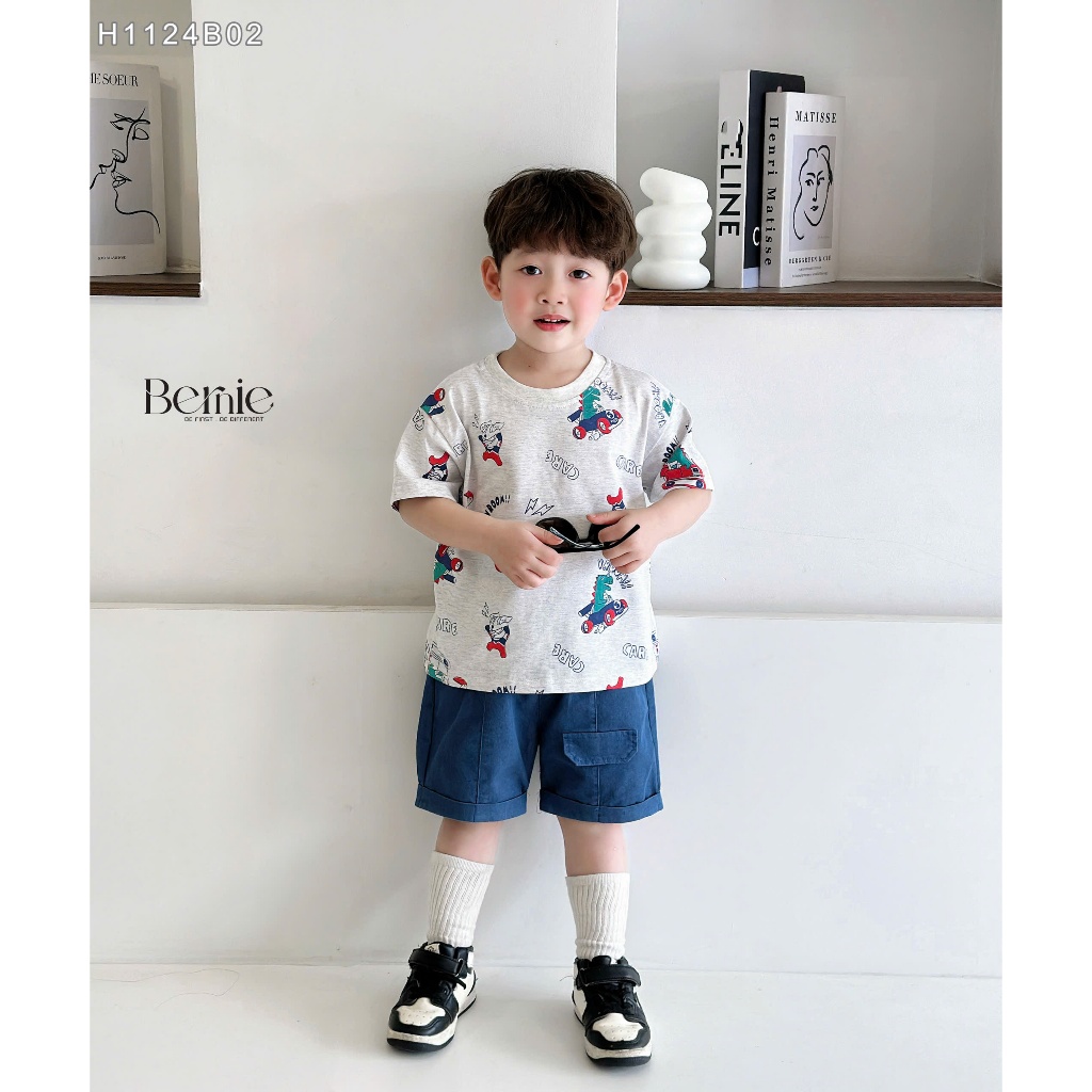 Bộ cotton cộc tay in tràn hoạ tiết siêu nhân khủng long, bộ bé trai áo cotton phối quần bò cá tính H1124B02