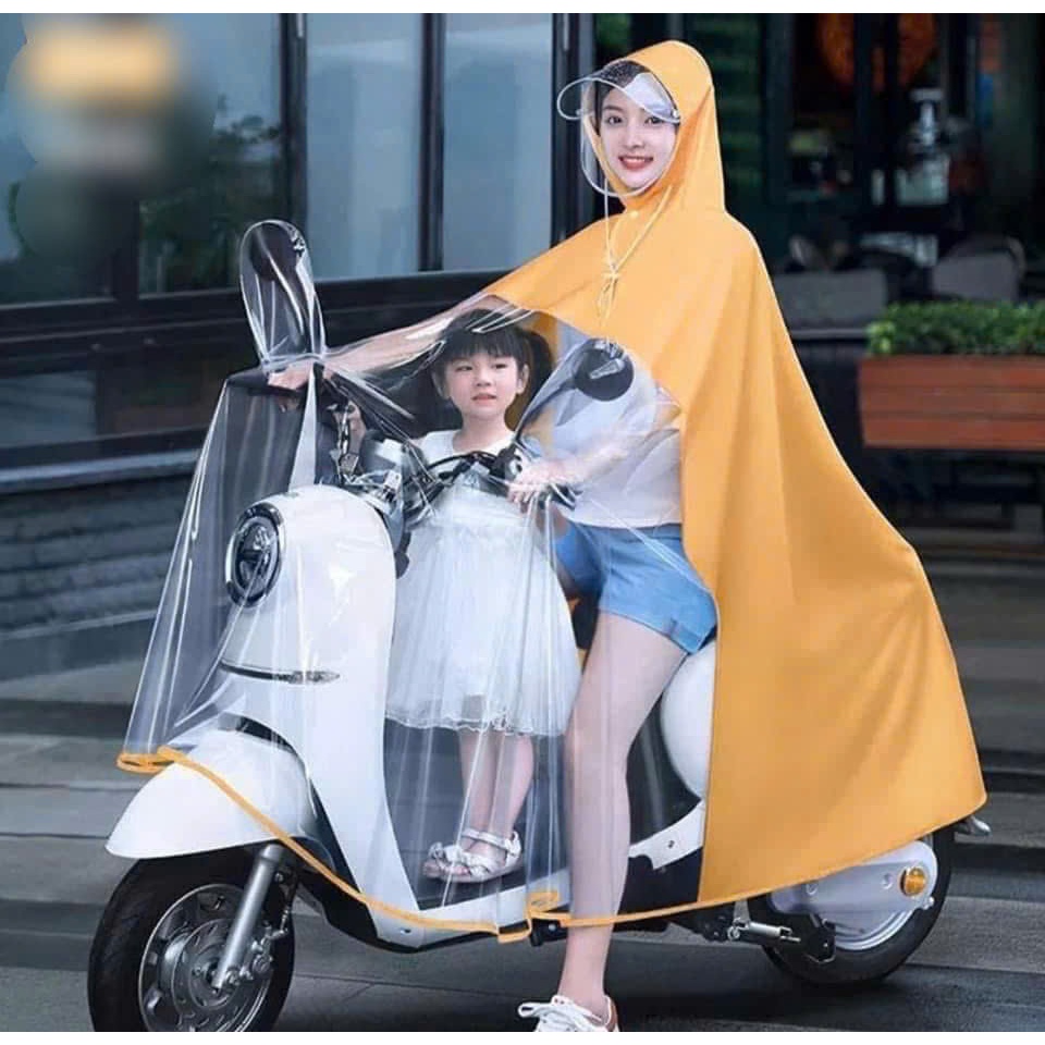 ÁO MƯA NỬA TRONG CHẤT LIỆU NHỰA DẺO TÀ RỘNG SIÊU TIỆN DỤNG