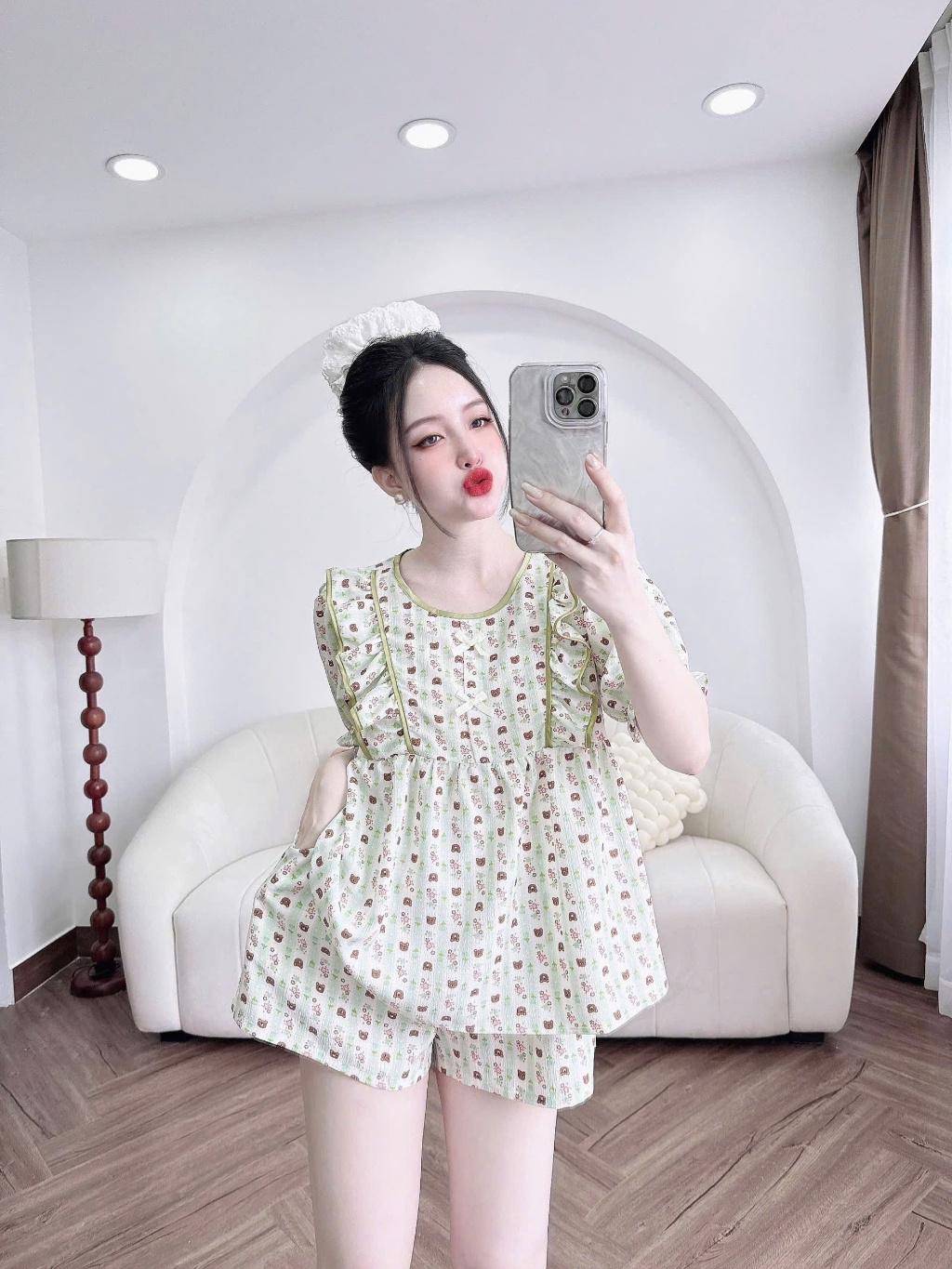 Ảnh Đồ Mặc Nhà Nữ SOJUN Bộ Xốp Đùi Viền Latin - 2 Nơ 45-68KG 3
