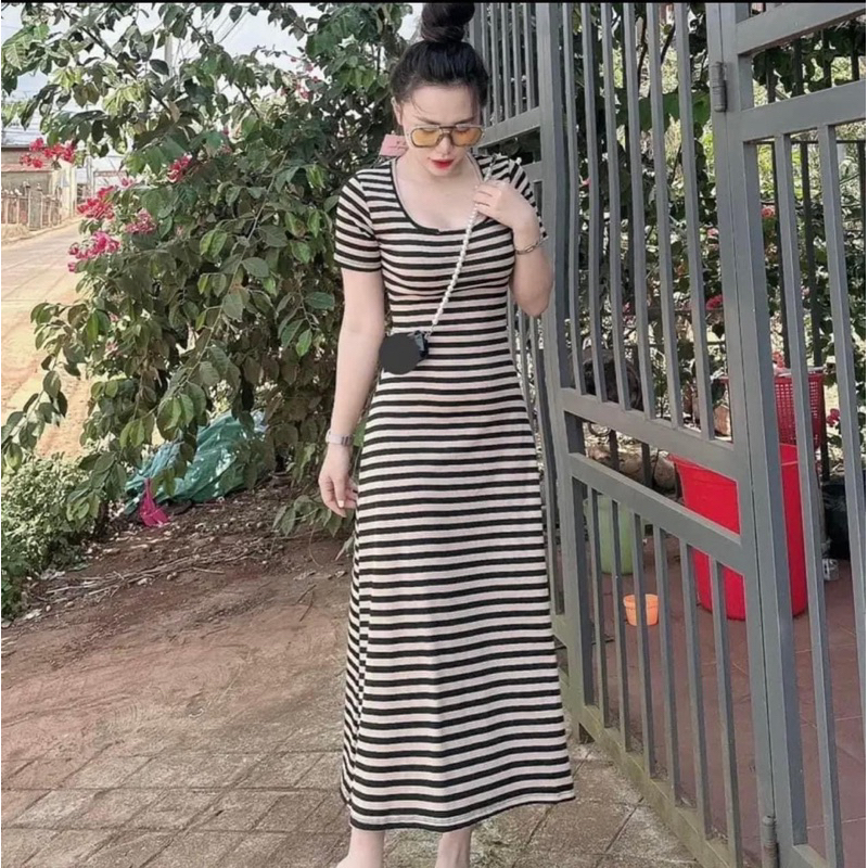 Đầm Cổ Chữ U sọc kẻ dáng xòe phom dài xinh xắn tôn dáng