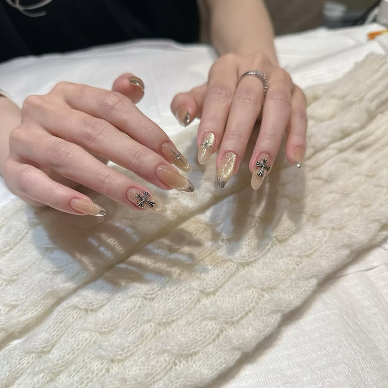 363. nailbox mắt mèo kim cương vàng trà, fen tráng bạc