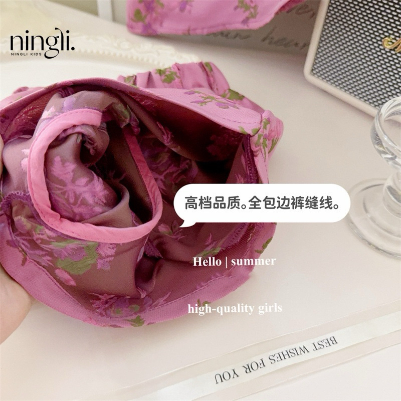 (Order) Bộ quần áo cổ yếm đính ngọc hoạ tiết hoa phong cách Trung Hoa dành cho bé gái