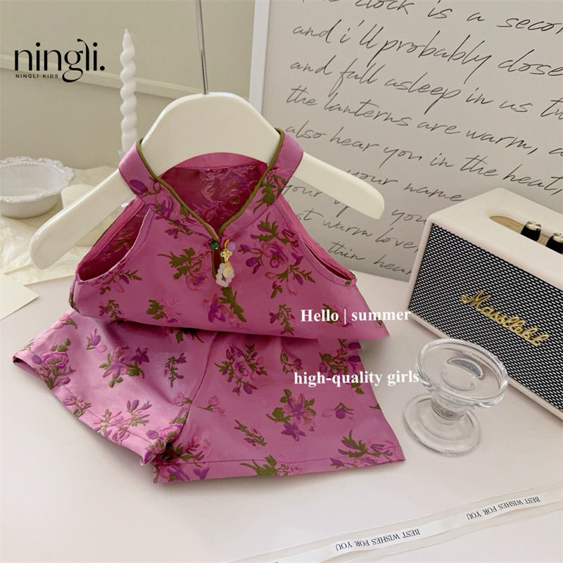(Order) Bộ quần áo cổ yếm đính ngọc hoạ tiết hoa phong cách Trung Hoa dành cho bé gái