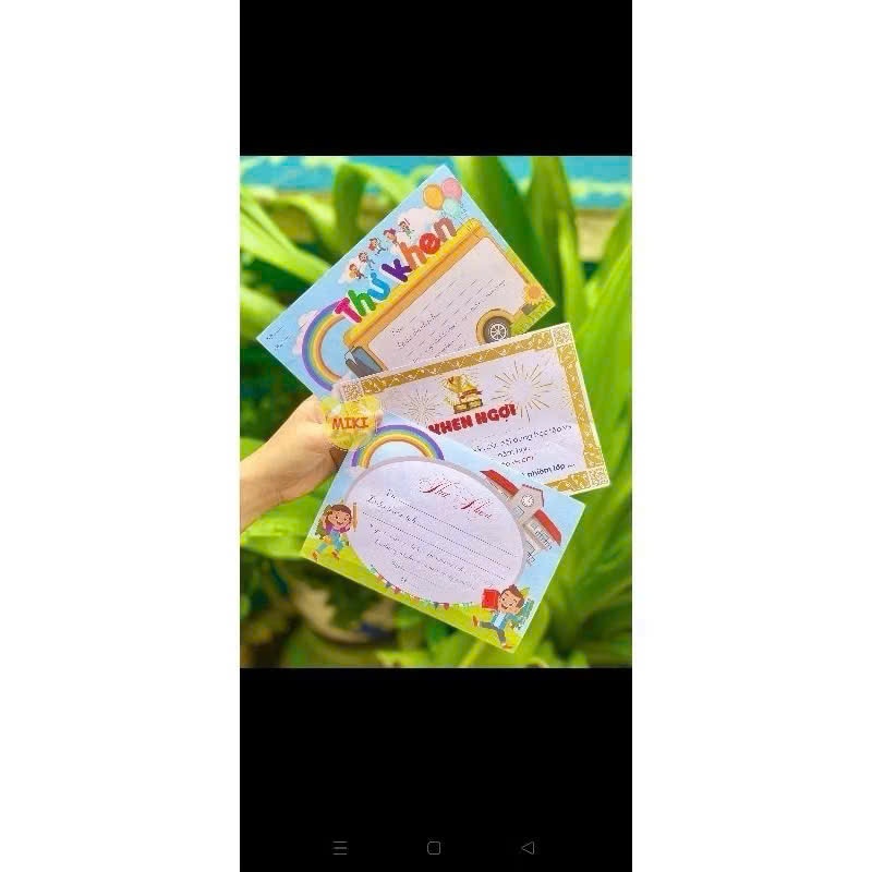 Thư khen thưởng cho học sinh 100 tờ (mix mẫu ngẫu nhiên)