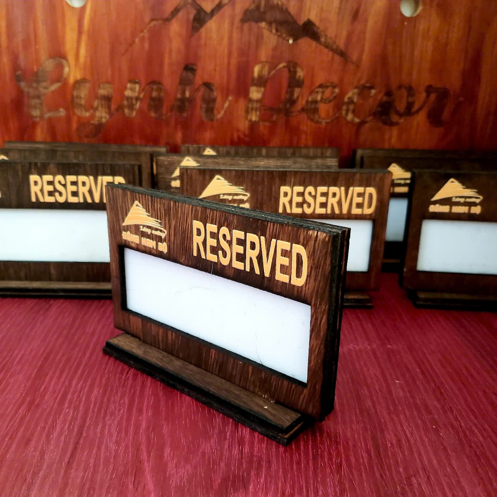 Bảng gỗ bàn đã đặt (reserved) Miễn phí khắc laser,in UV logo 2 mặt - LynhDecor