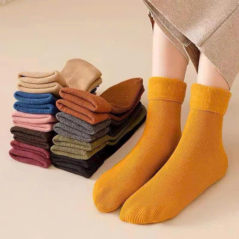 LỐ 10 ĐÔI TẤT LÓT LÔNG SẮC MÀU SIÊU ẤM CHO BÉ VÀ MẸ