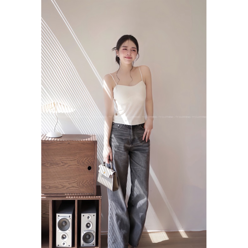 Áo Hai Dây Kèm Mút Ngực- Hàng Thiết Kế- Màu Đen, Màu Kem và Màu Đen- TYCLOTHING