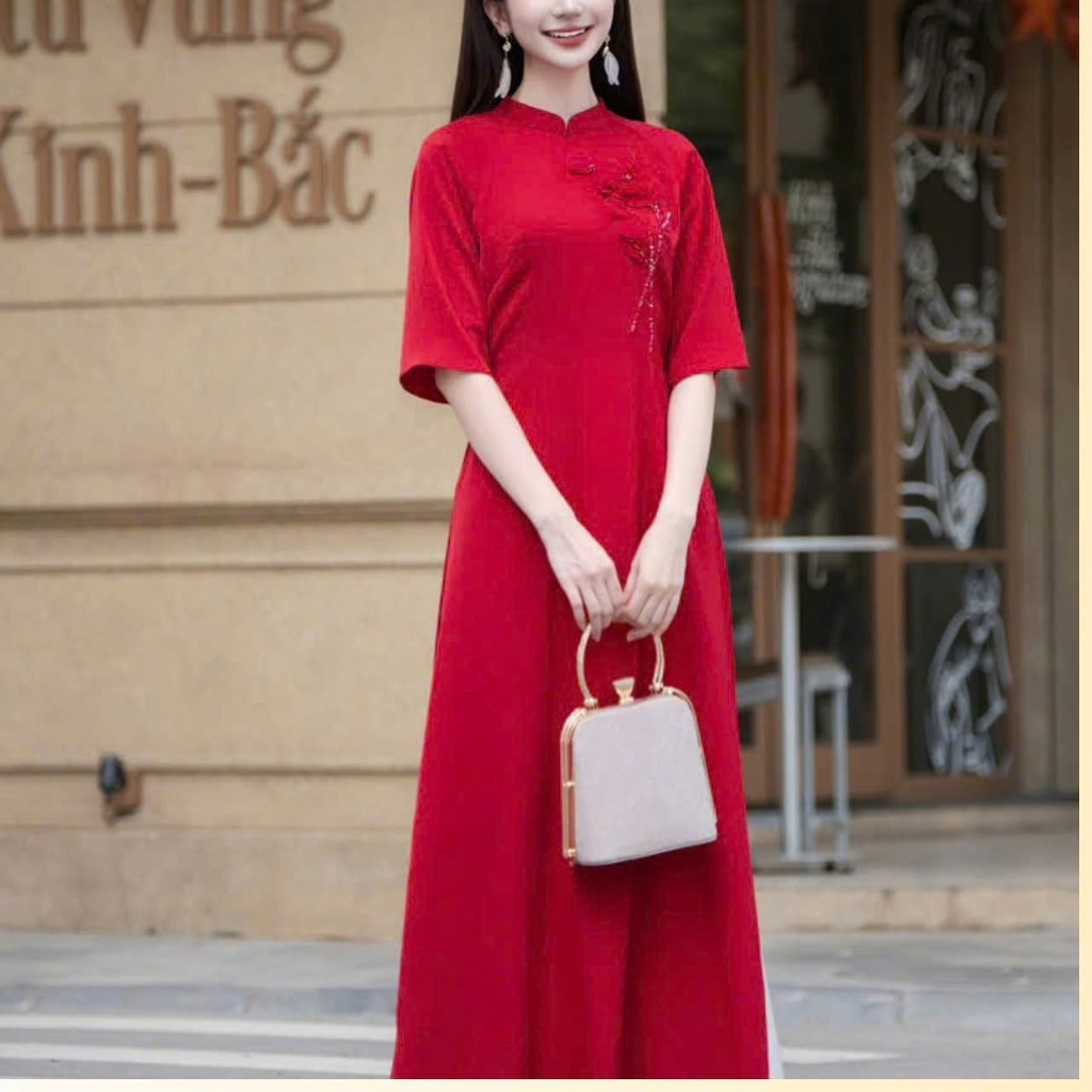 Áo dài cách cộc tay màu đỏ kết hoa lụa kèm quần lụa trắng JOLIE