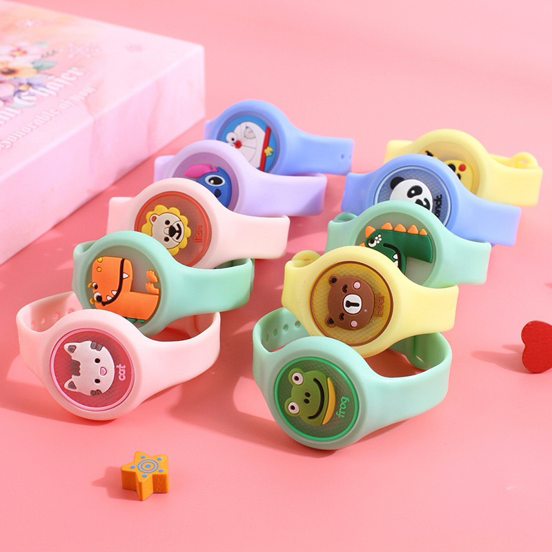 Đồng Hồ Đeo Tay Kèm Tinh Dầu Đuổi Muỗi Phát Sáng Hoạt Hình Dễ Thương Cho Bé (Có Hộp)