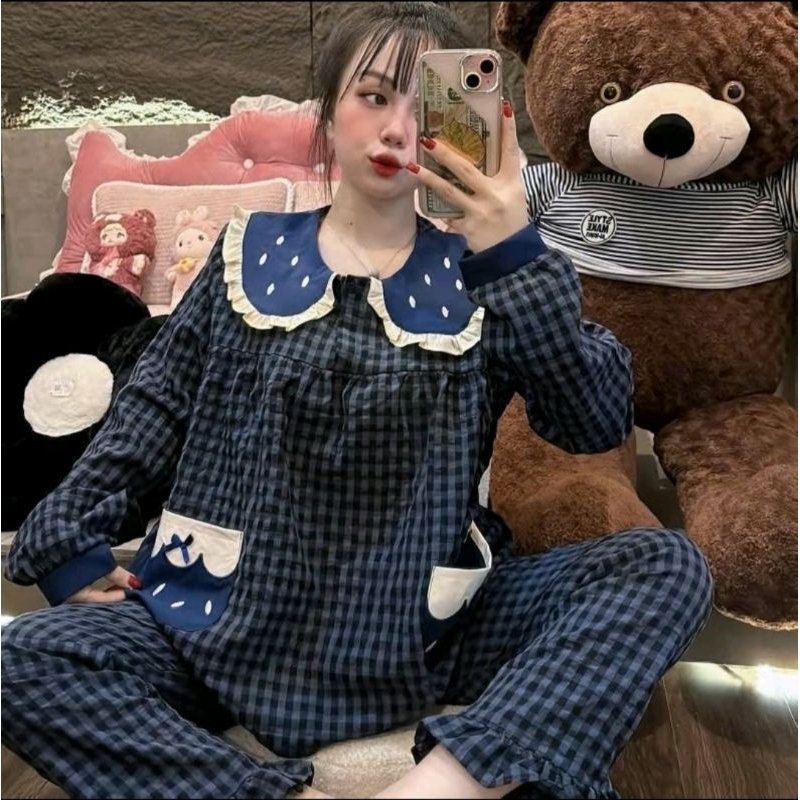 Đồ bộ đũi xốp nhung tay dài dáng babydoll phối túi dâu đáng yêu