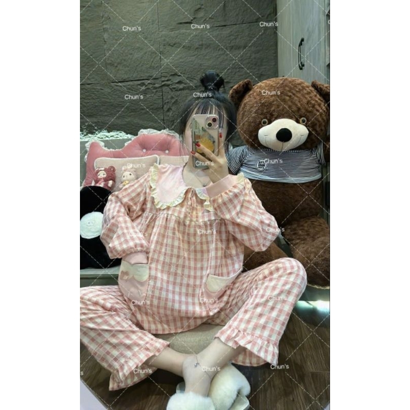Đồ bộ đũi xốp nhung tay dài dáng babydoll phối túi dâu đáng yêu