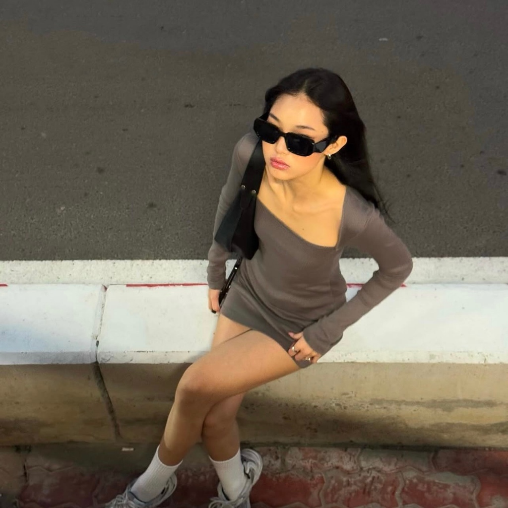 Ảnh làminapparel - LONG SLEEVE SQUARE NECK MINI DRESS 2