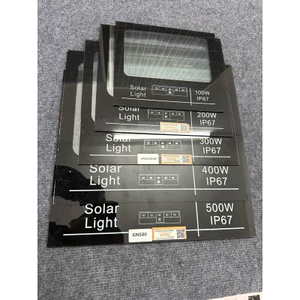 Kính cường lực đèn pha năng lượng mặt trời 100W đến 600W chính hãng, bền bỉ.