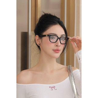 kính thời trang mắt trong,gọng kính G c mắt vuông hot trend 2025-video shop tự quay