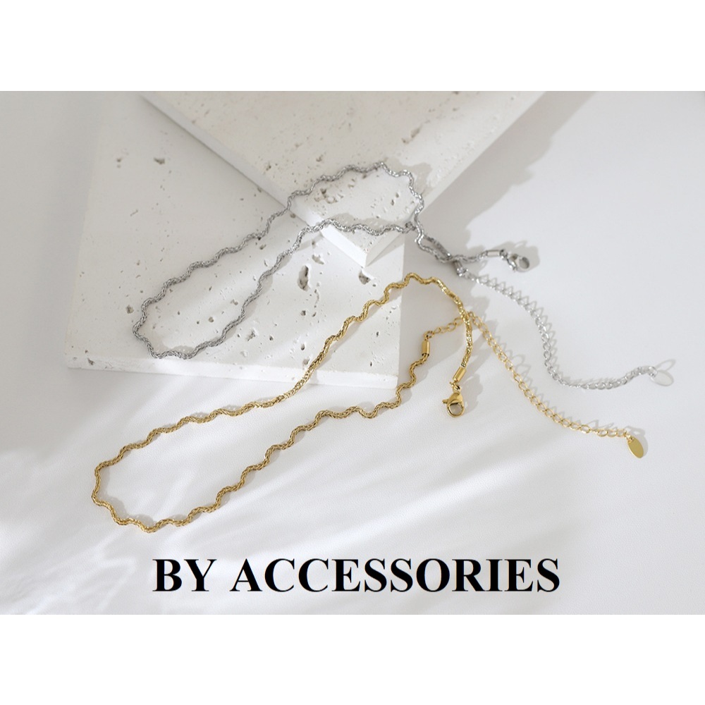 Vòng cổ choker nữ titan kiểu gì gợn sóng đơn giản không gỉ WN2510 BY ACCESSORIES