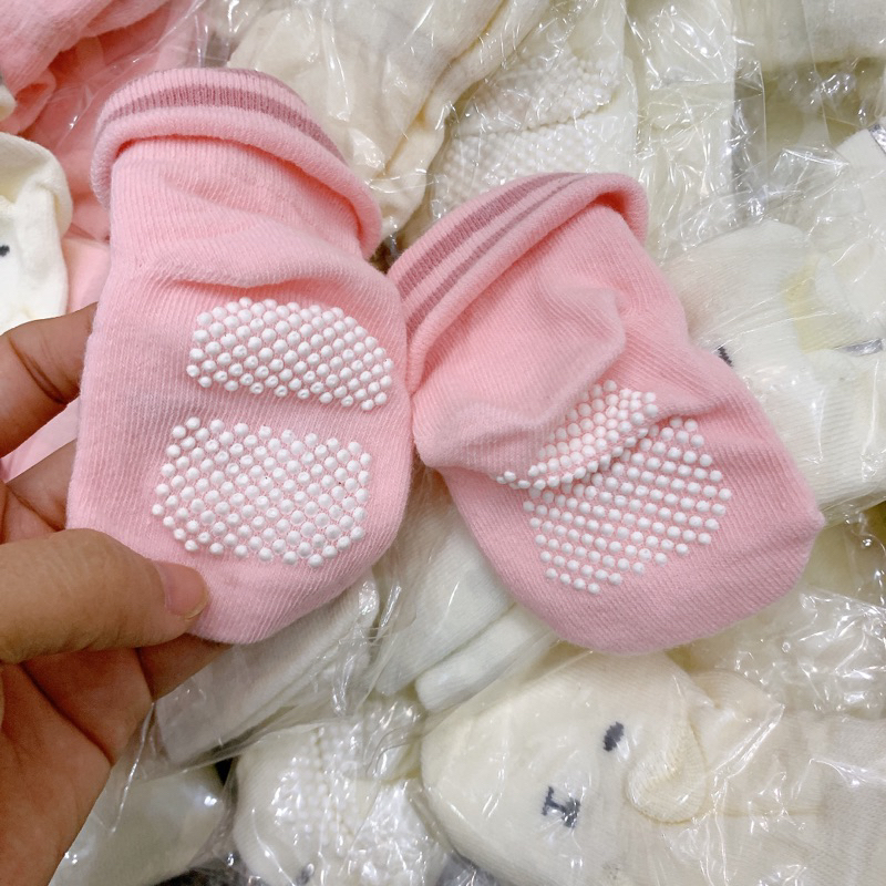 [MD191] 0-12m Tất gấu xinh 2 màu hồng/ trắng cổ cao chống hằn có đế chống trơn trượt cho bé