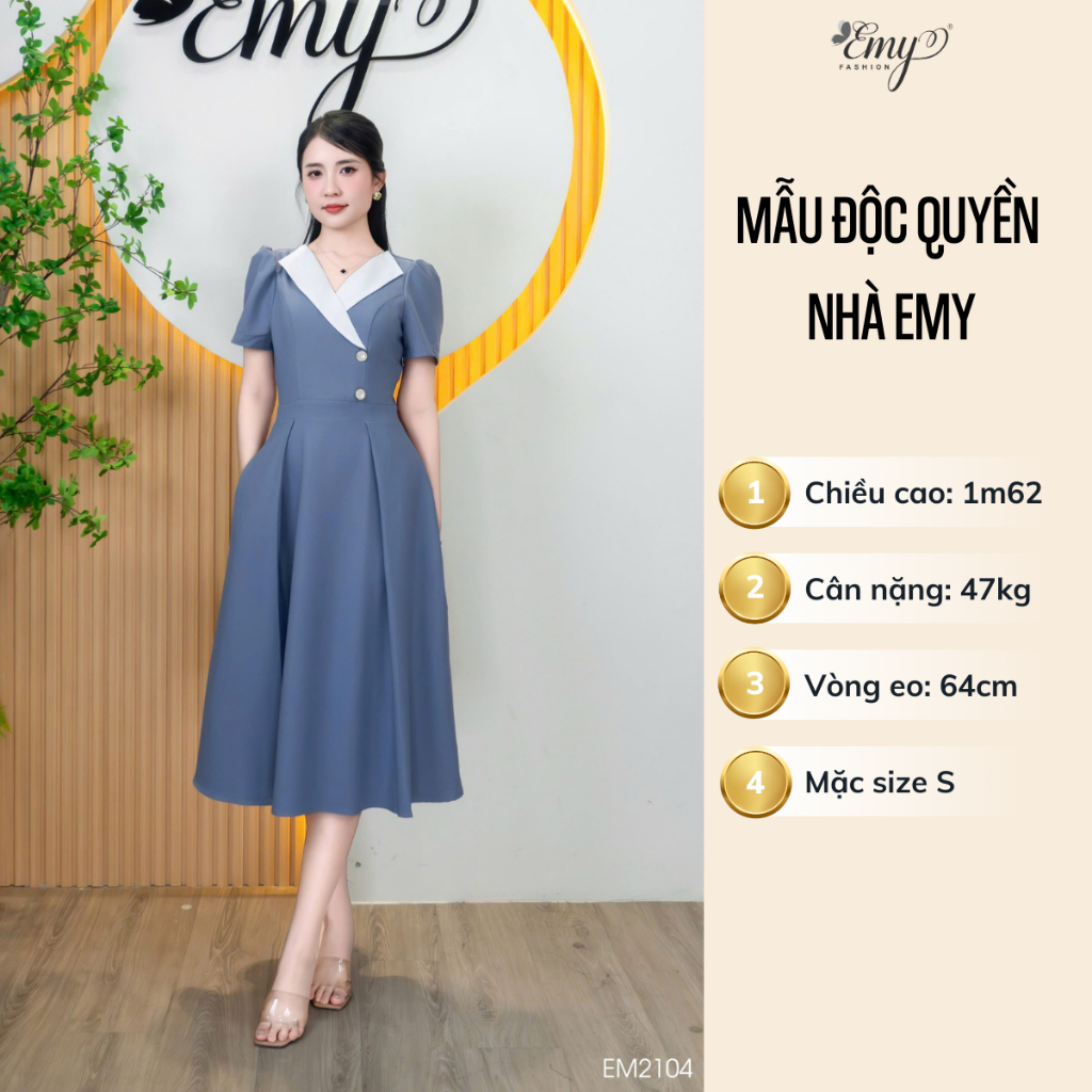 Ảnh Đầm Thiết Kế EMY Thời Trang Cao Cấp EM2104 Vải Cotton Lạnh Màu Xám Phối Trắng Sang Chảnh Đi Tiệc 3
