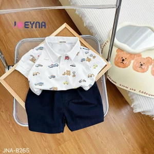 Bộ polo in tràn hoạ tiết gấu nâu ô tô cho bé trai, bộ phông cộc tay phối quần kaki cho bé Joeyna B265