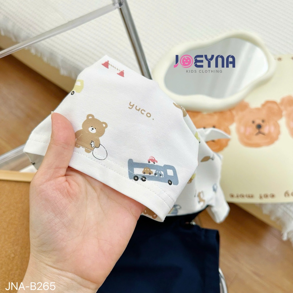 Bộ polo in tràn hoạ tiết gấu nâu ô tô cho bé trai, bộ phông cộc tay phối quần kaki cho bé Joeyna B265