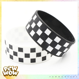 Vòng Tay Thể Thao Nhựa Silicone Dẻo Bản To Phong Cách Hoạ Tiết Pattern Sọc Caro Thú Vị Đen Trắng Black White Nam Tính