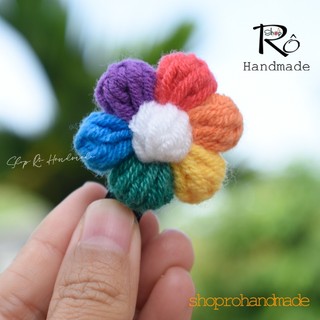 Ghim cài áo hoa len năm cánh cầu vồng xinh xắn 4cm|Pin, trâm cài balo, cặp,huy hiệu|Shop Rô Handmade